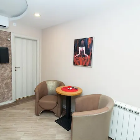 Apartment New Center 1 *